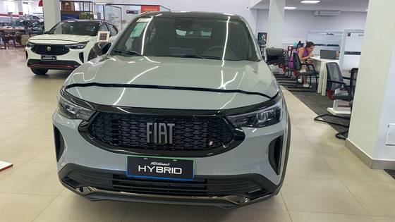 FIAT FASTBACK 1.0 TURBO 200 HYBRID IMPETUS CVT FIAT FASTBACK 1.0 TURBO 200 HYBRID IMPETUS CVT
